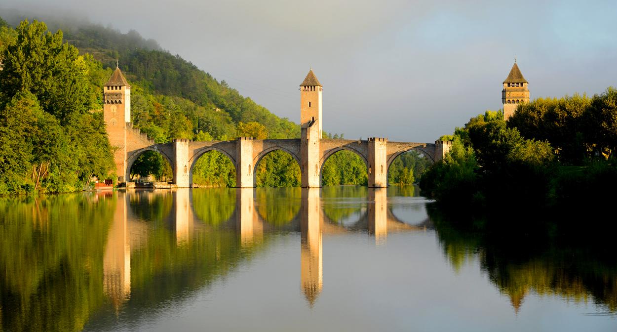 Terres De France - Domaine De Claire Rive Village de vacances 3*
