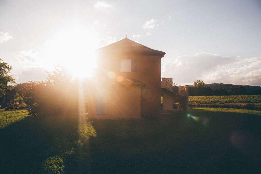 Terres De France - Domaine De Claire Rive Village de vacances Prayssac